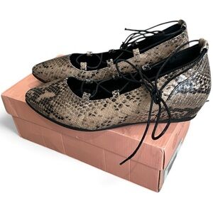 Eric Michael Marissa Shoes Hidden Wedge Heel‎ Lace Ballet Wrap Python Womens 38